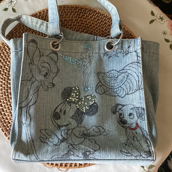 🌻SALE🌻VINTAGE , RARE Disney Denim Tote - Picture 4 of 13